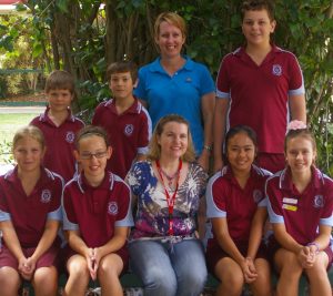 Cherie Curtis (front) with the enthusiastic Walkervale Writers and their teacher Lee Peno at a guest workshop at Walkervale State School in November.